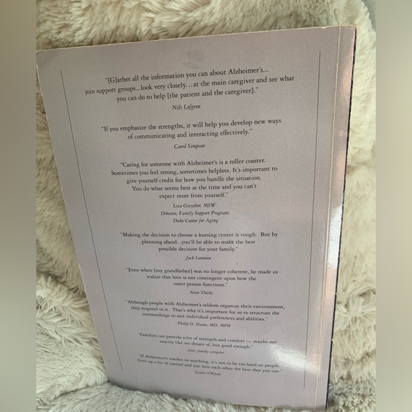 At The Heart Of Alzheimer’s , Paperback A Complete Guidebook By Carol Simpson - Picture 3 of 4